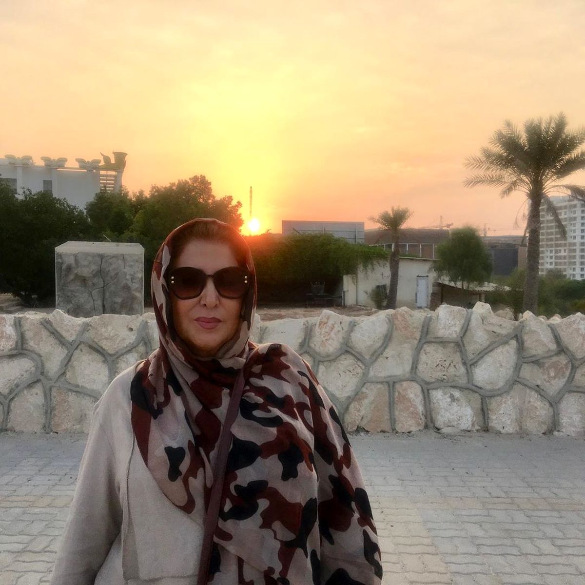 عکس خوشتیپ خانم مجری به خانه برمیگردیم
