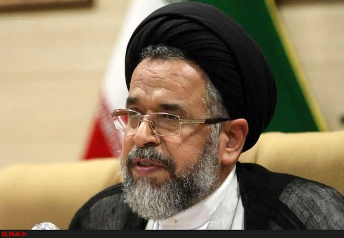 جذب مردم به نظام جمهوری اسلامی وظیفه نخست مسئولان است