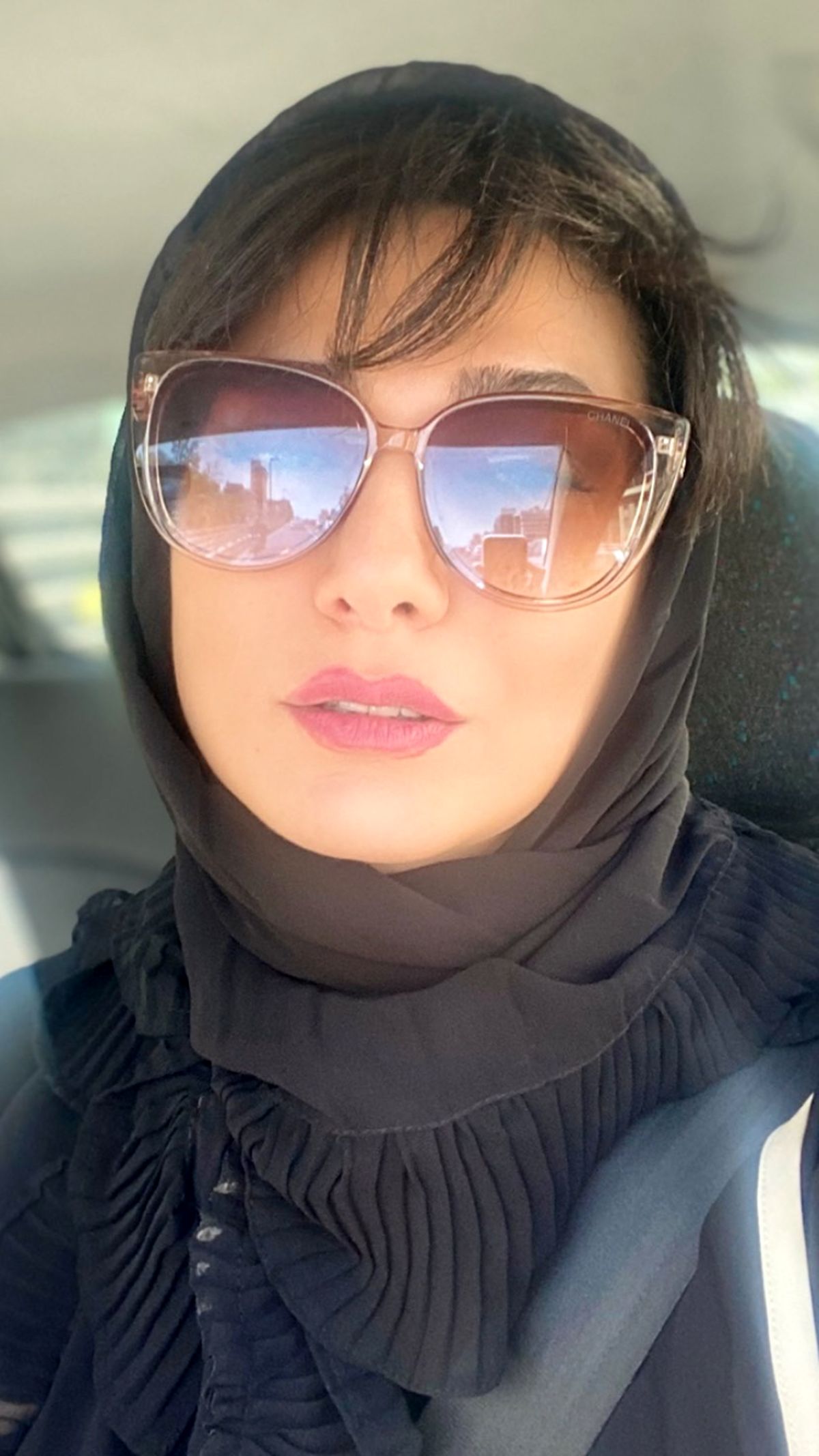 سلفی جدید مینا وحید + عکس