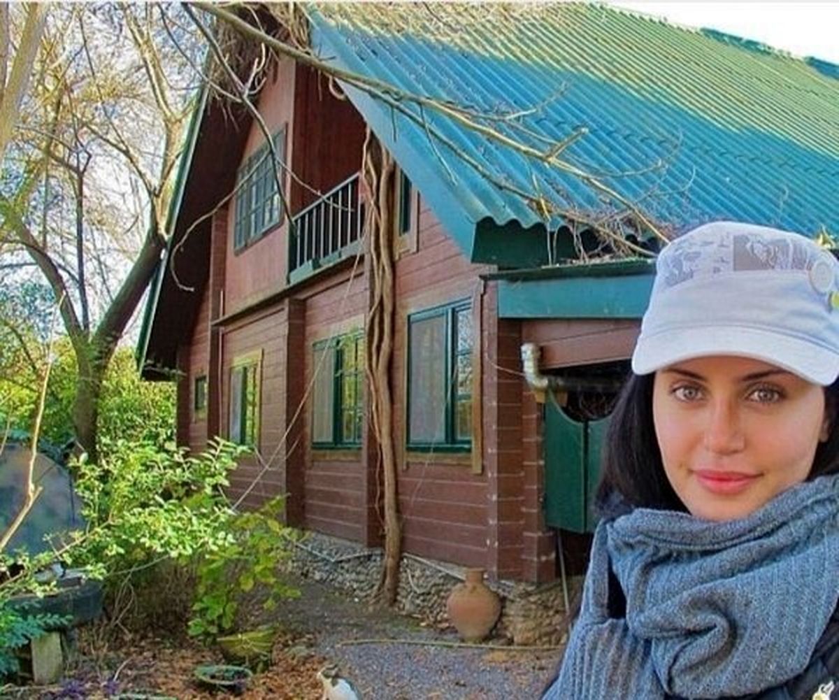 النازشاکردوست در ویلایی زیبا+عکس