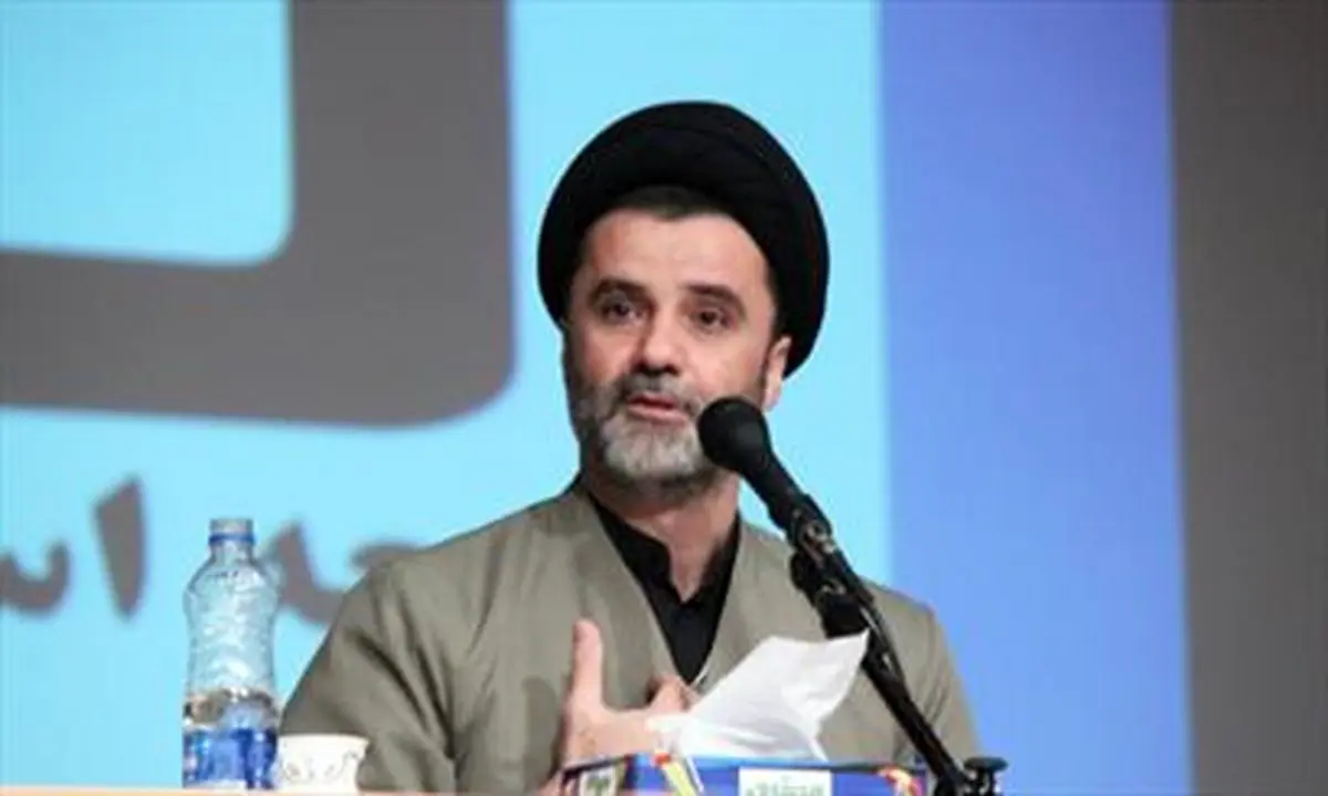 احمدی نژاد این آخری دارد" خراب" می کند