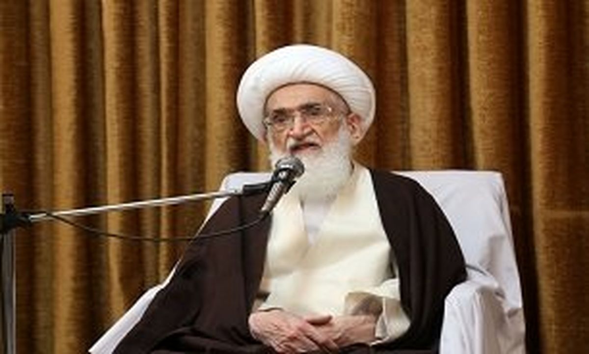 آیت‌الله نوری‌همدانی: ساخت فیلم درباره شمس و مولانا حرام است
