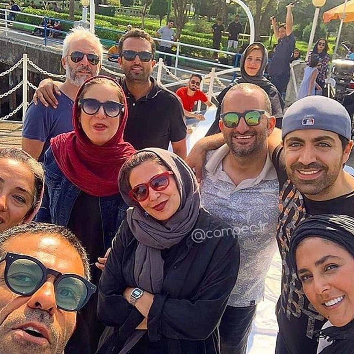 عکس بازیگران سریال کرگدن در پشت صحنه + عکس