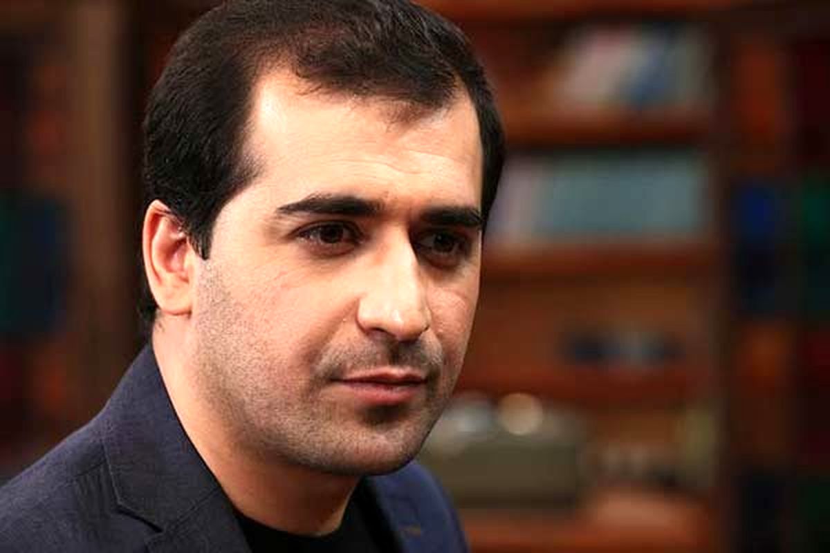 اینستاگرام:: شعر طوفانی حمیدرضا برقعی در مدح امیرالمؤمنین 