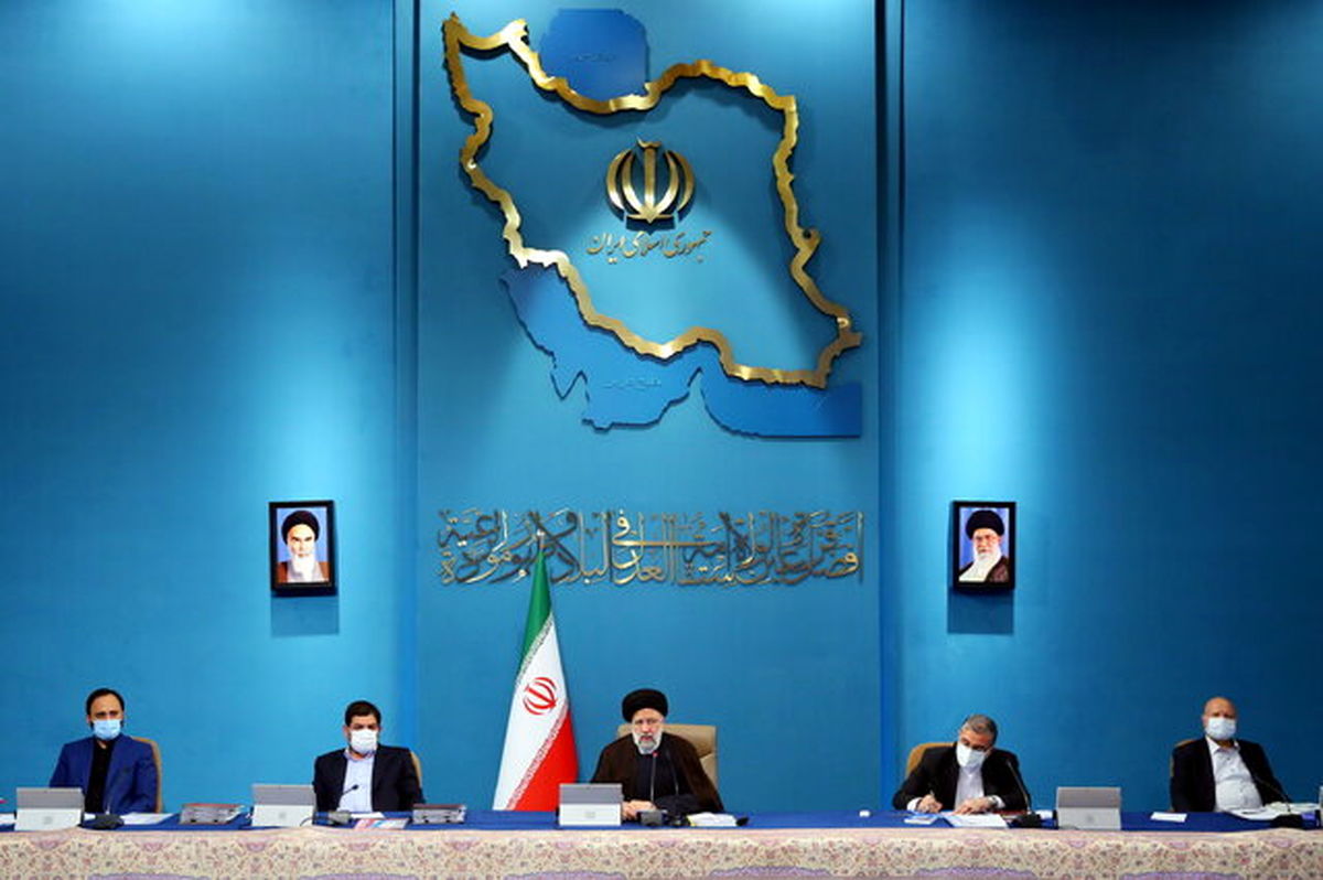جهت‌گیری دولت عدالت‌محوری عملی است/تقدیر از اقدامات بانک مرکزی درکاهش پایه پولی و کنترل نقدینگی