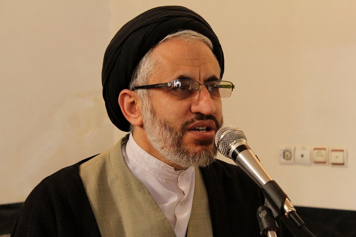 عبادی:دولت با دیپلماسی جلوی تحریم های جدید را بگیرید