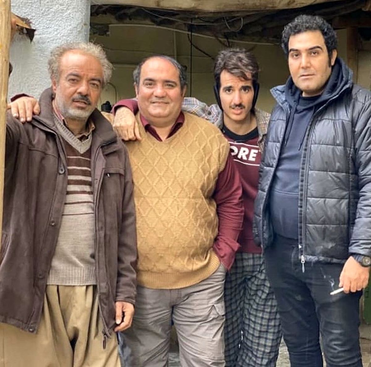 میرطاهر مظلومی در جمع همکاران جدیدیش + عکس