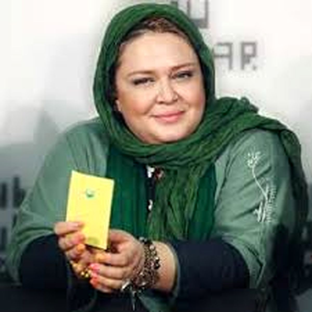 «بهاره رهنما» : غروب بود و من و دریا