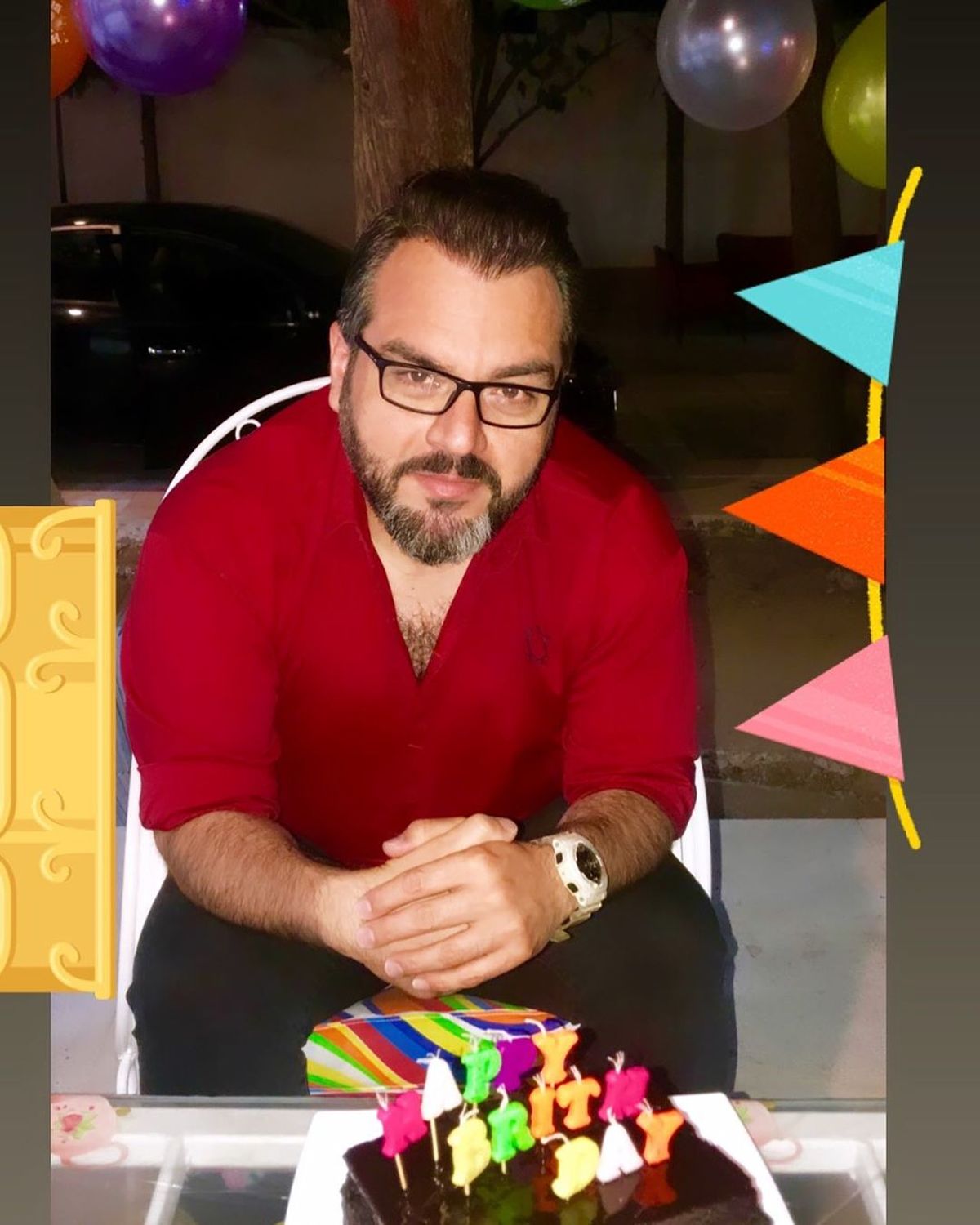 بغض آقای بازیگر در جشن تولدش+عکس
