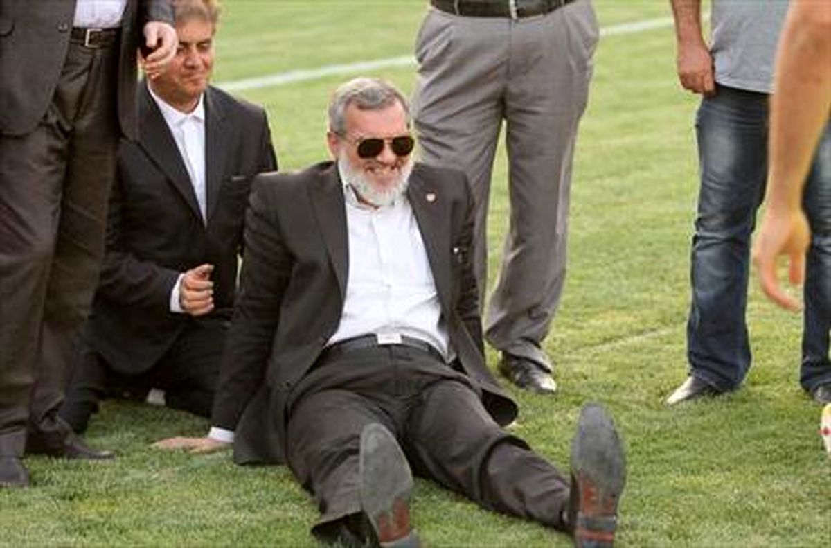 مدیری که زیرآب رویانیان را در دولت روحانی می زند!
