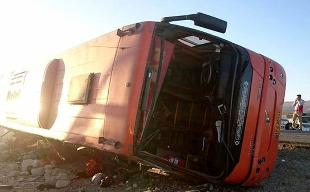 دلیل واژگونی اتوبوس دانش‌آموزان هرمزگانی مشخص شد