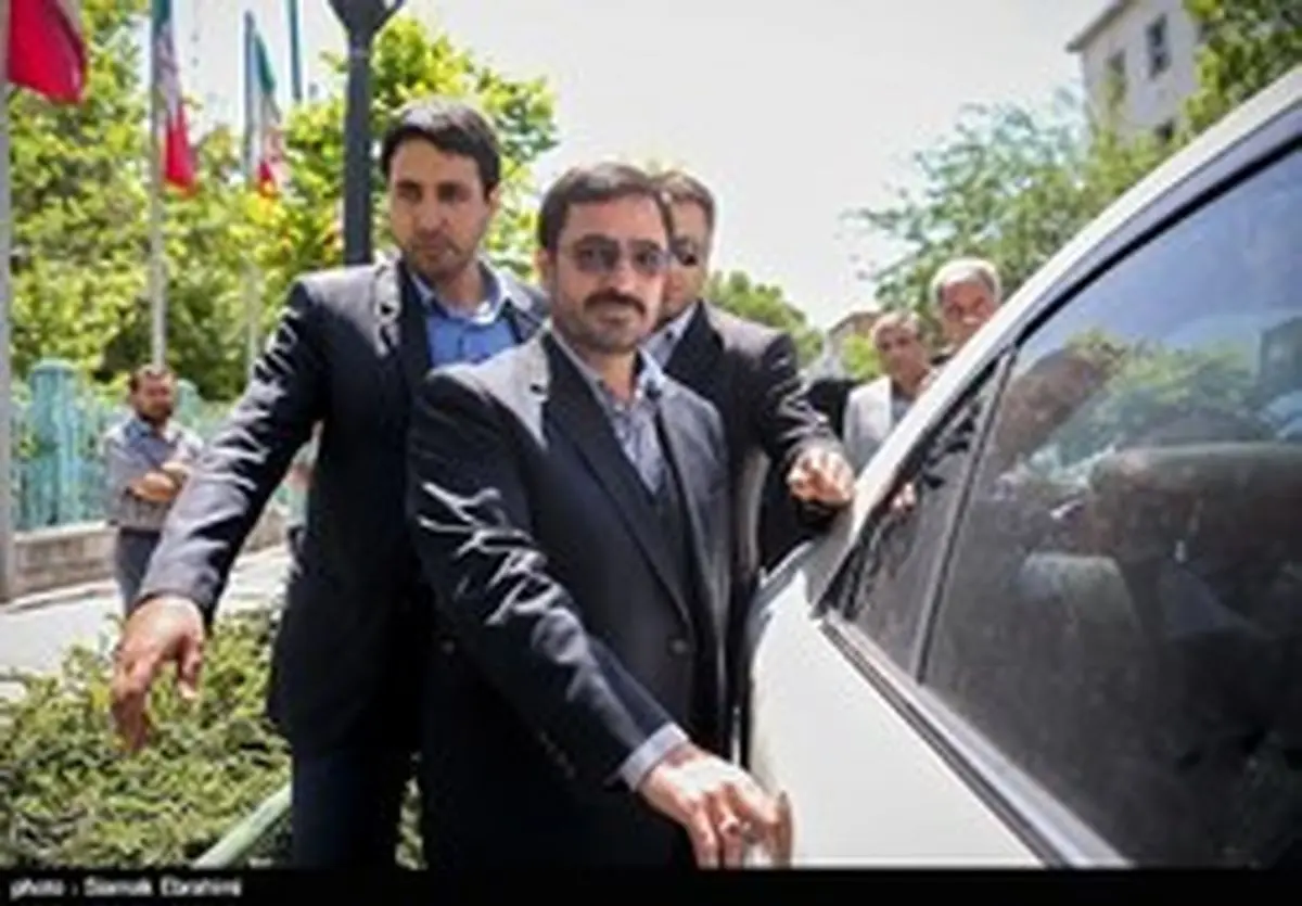 واکنش وکیل مرتضوی درباره احتمال متواری شدنش