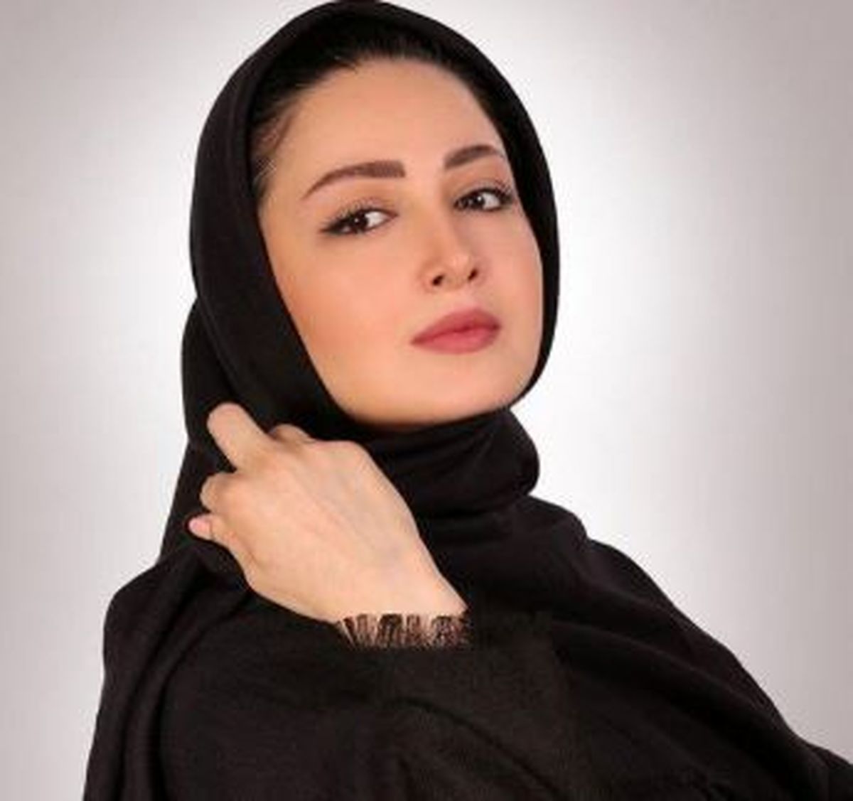 چهره خندان «شیلا خداداد» و عکس عبوس دخترش
