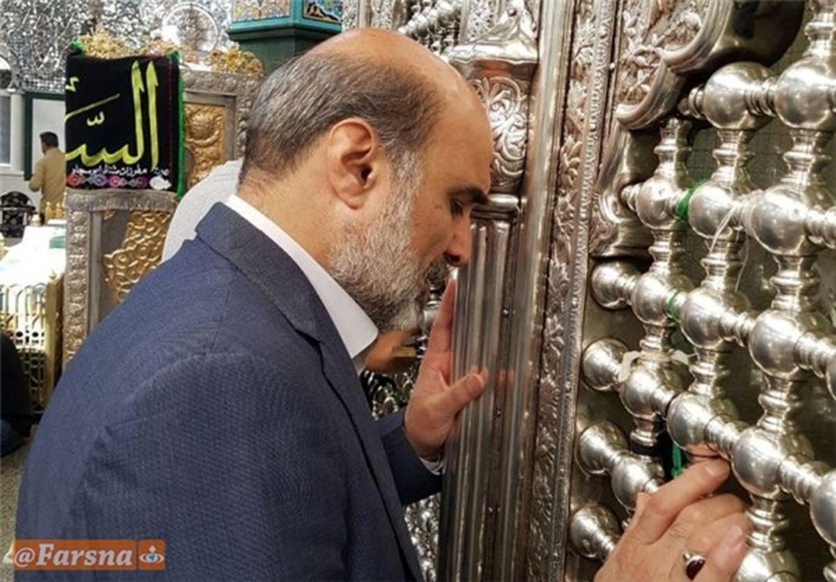 رئیس صدا و سیما در حرم حضرت زینب(س)+ عکس