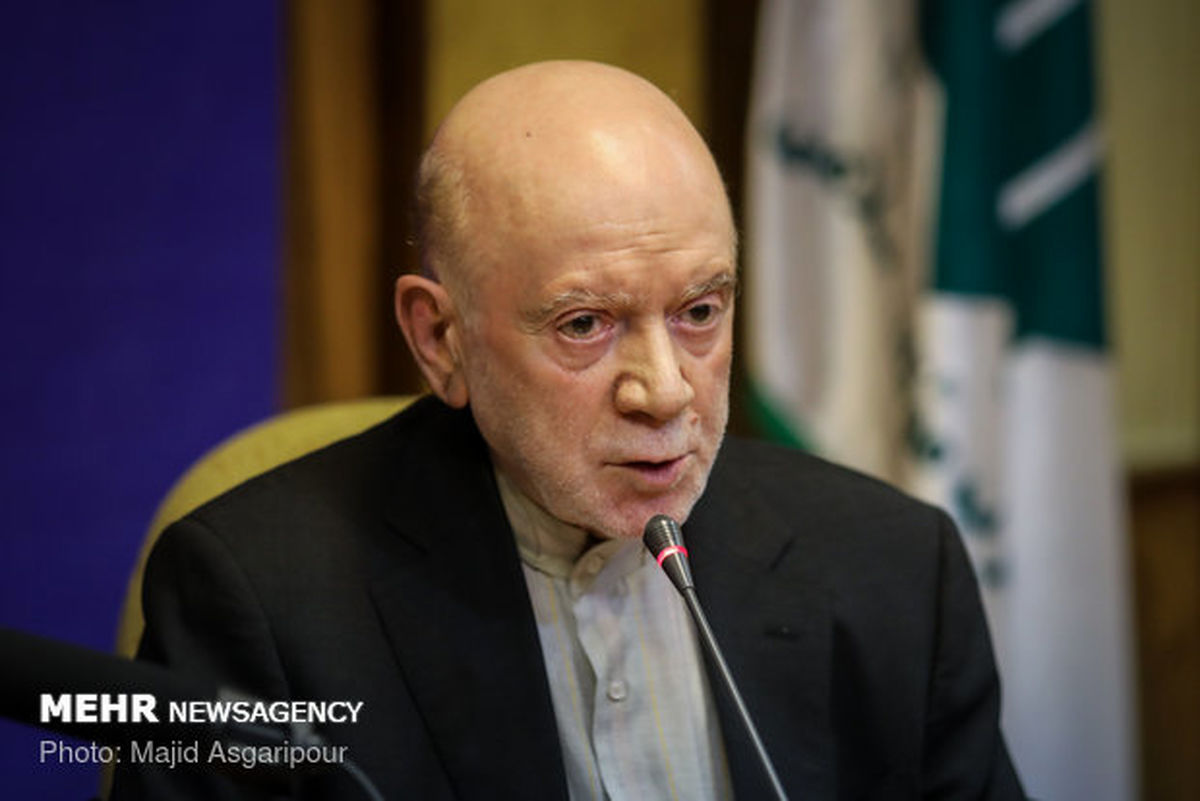 قانون منع به کارگیری بازنشستگان راه را برای ورود جوانان باز کند