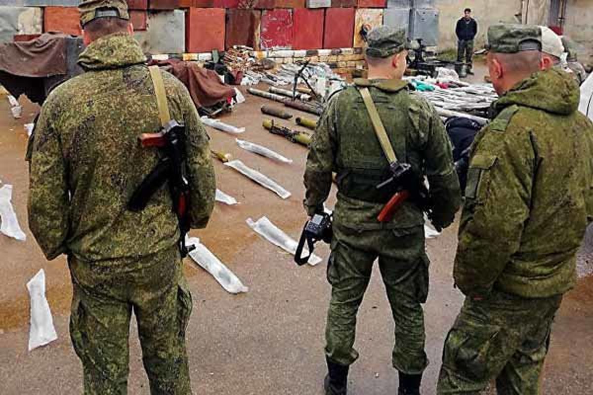کشف سلاحهای اسرائیلی و آمریکایی برجای مانده از تروریستها در سوریه