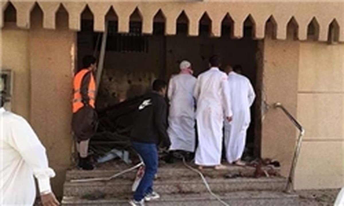 انفجار در مسجد شیعیان عربستان؛ 4 نفر شهید شدند
