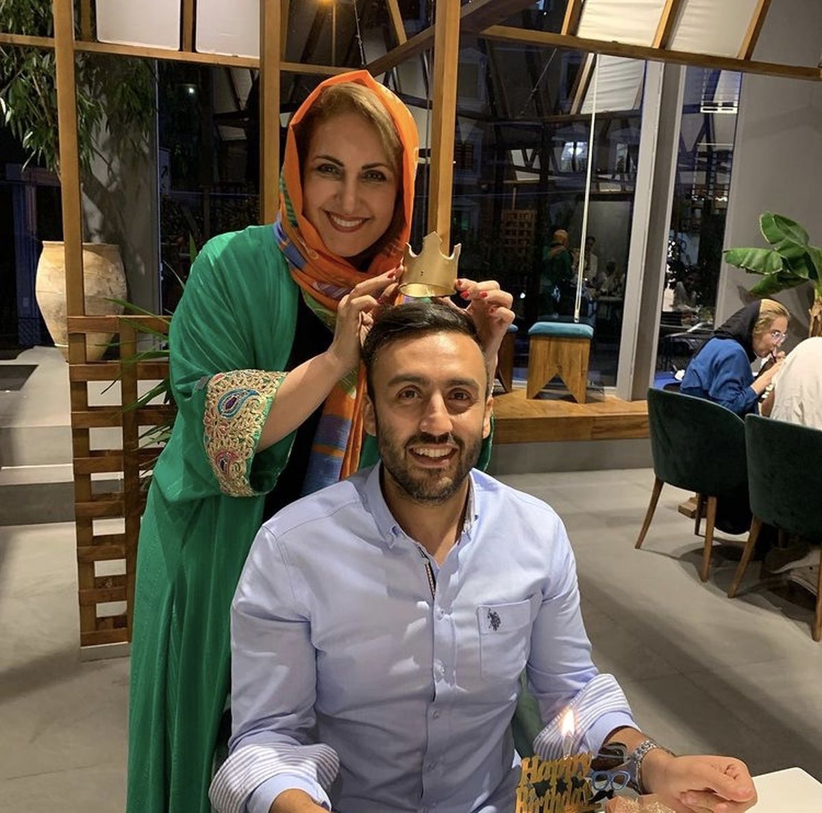 فاطمه گودرزی و پسرش در رستوران + عکس