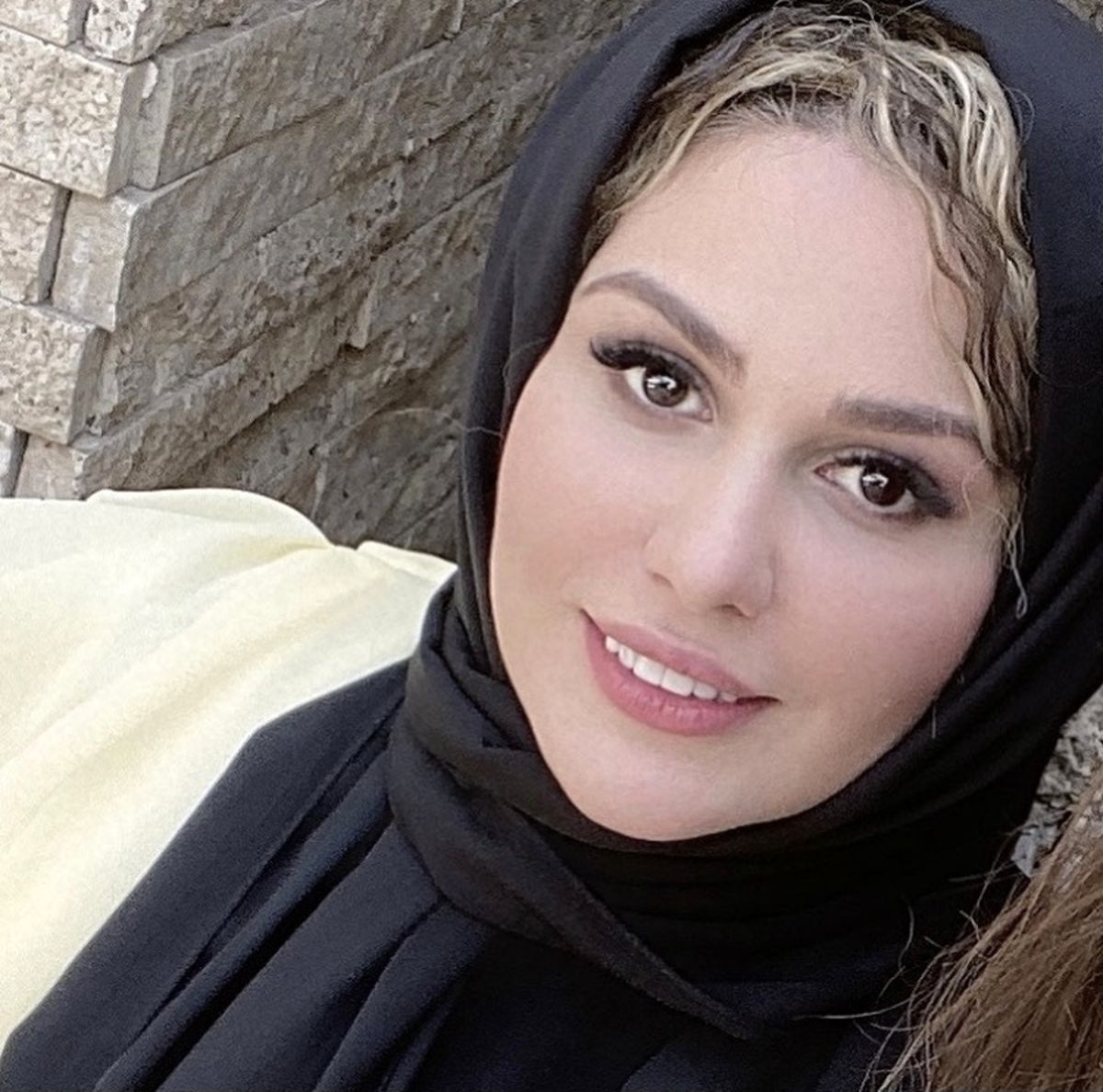ظاهر جدید رز رضوی + عکس