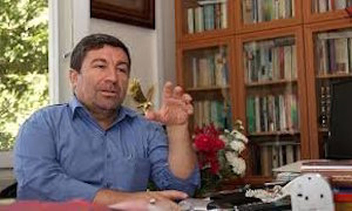 پاسخ نماینده تهران به کامنت اعتراضی یک کاربر