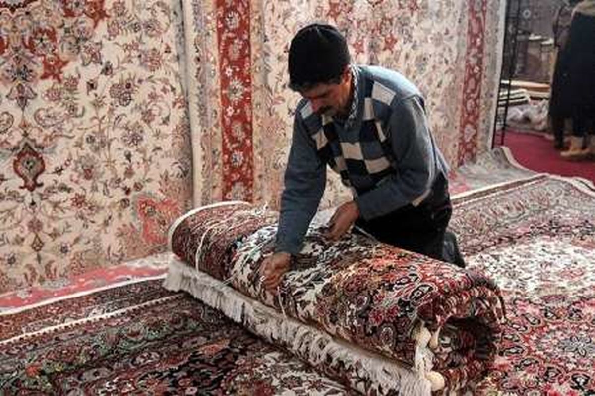2500 نفر در صنعت فرش دستباف کشور فعال هستند