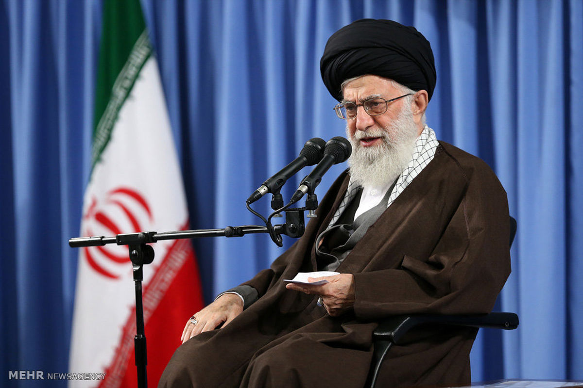  امام خامنه‌‌ای ۱۰ میلیارد ریال برای کمک به آوارگان مسلمان میانمار اختصاص دادند