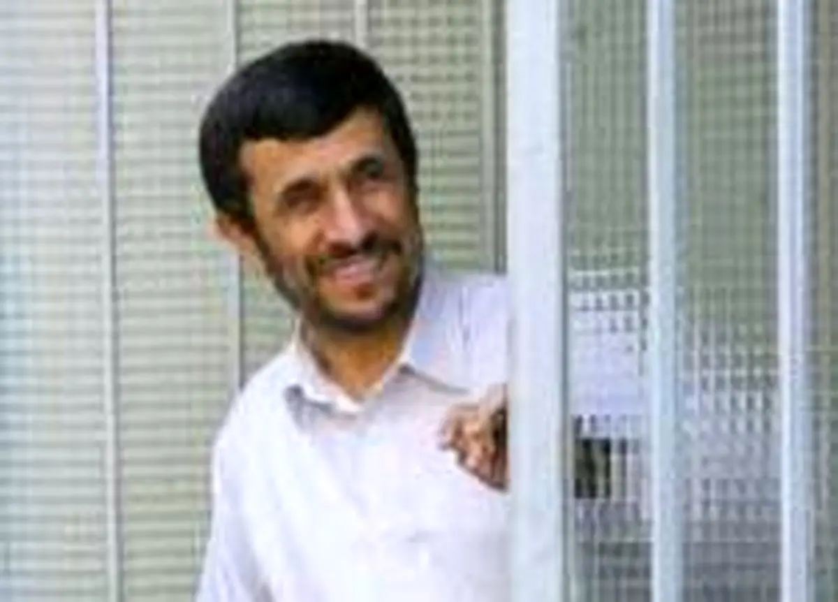 احمدی‌نژاد اشتباهی رئیس‌جمهور شد!