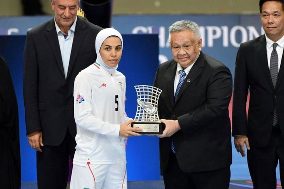 سارا شیربیگی، ققنوس فوتسال ایران