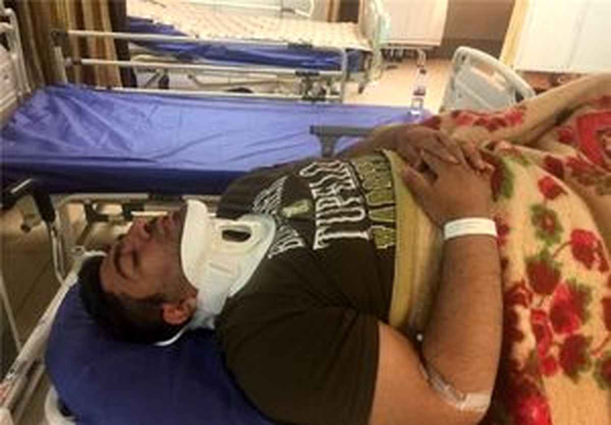 قهرمان جهانی که در بیمارستان سرگردان شد