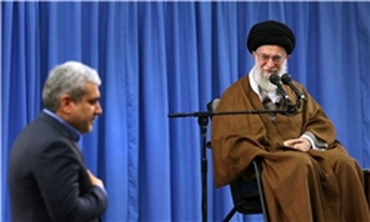 حاشیه دیدار رهبر انقلاب با نخبگان