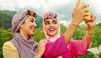 سلفی زیبای الهه حصاری در طبیعت