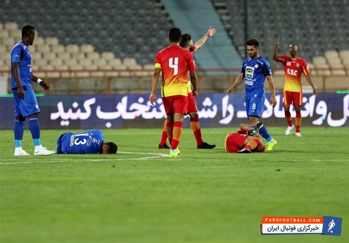 تغییر زمان دیدار دو تیم فولاد و پرسپولیس
