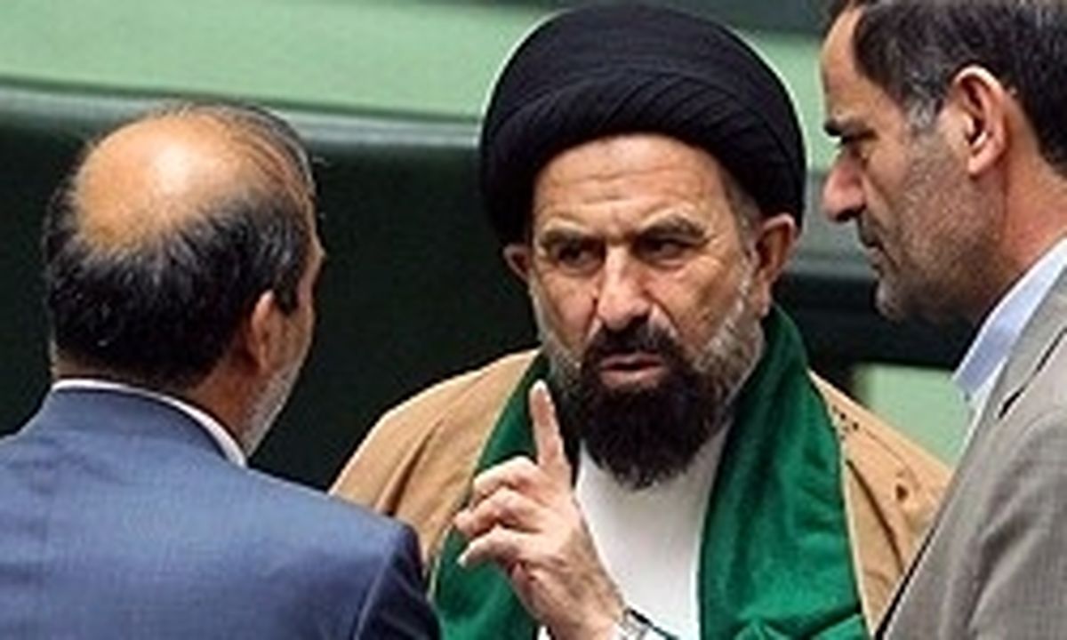 هاشمی محرم نظام و انقلاب نیست