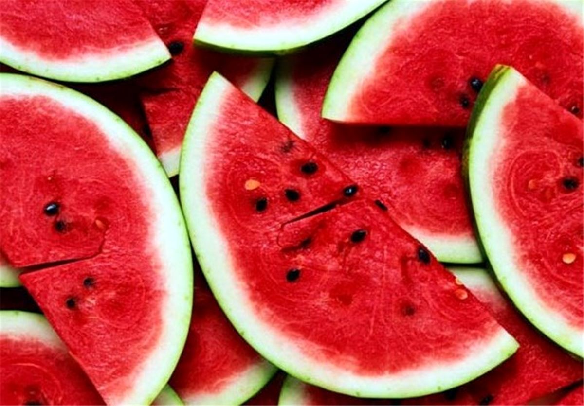 چرا شب یلدا هندوانه می‌خوریم؟ 