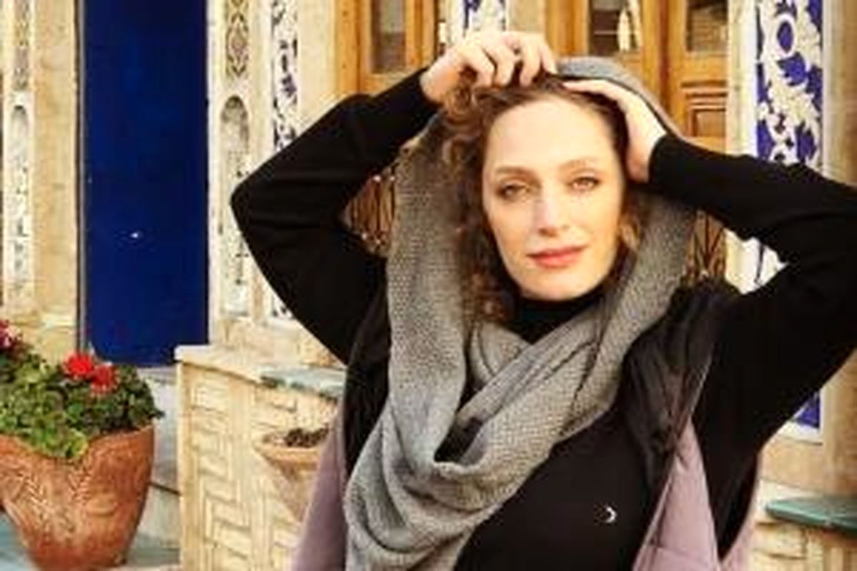 سوژه شدن نگین معتضدی بخاطر تیپ عجیبش! عکس