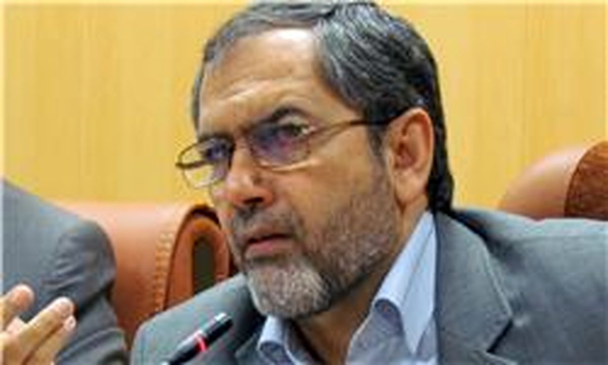 منتخبی که در زمان قانونی استعفا نداده تخلف کرده است