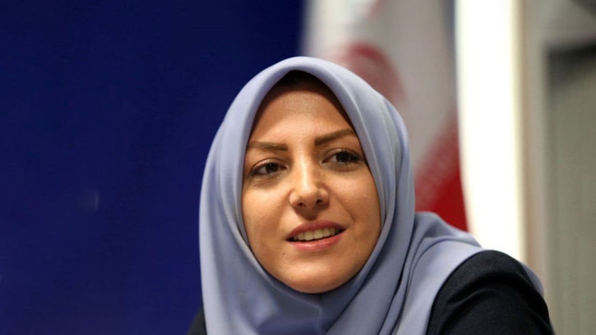 فیلم:: سوتی بامزه خانم مجری روی آنتن زنده!