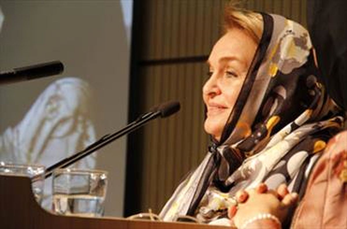 ادای احترام آتاتورک به مولانا