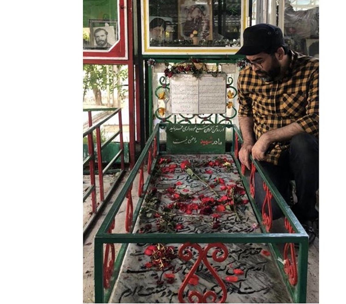 فرزاد حسنی در گلزار شهدا + عکس