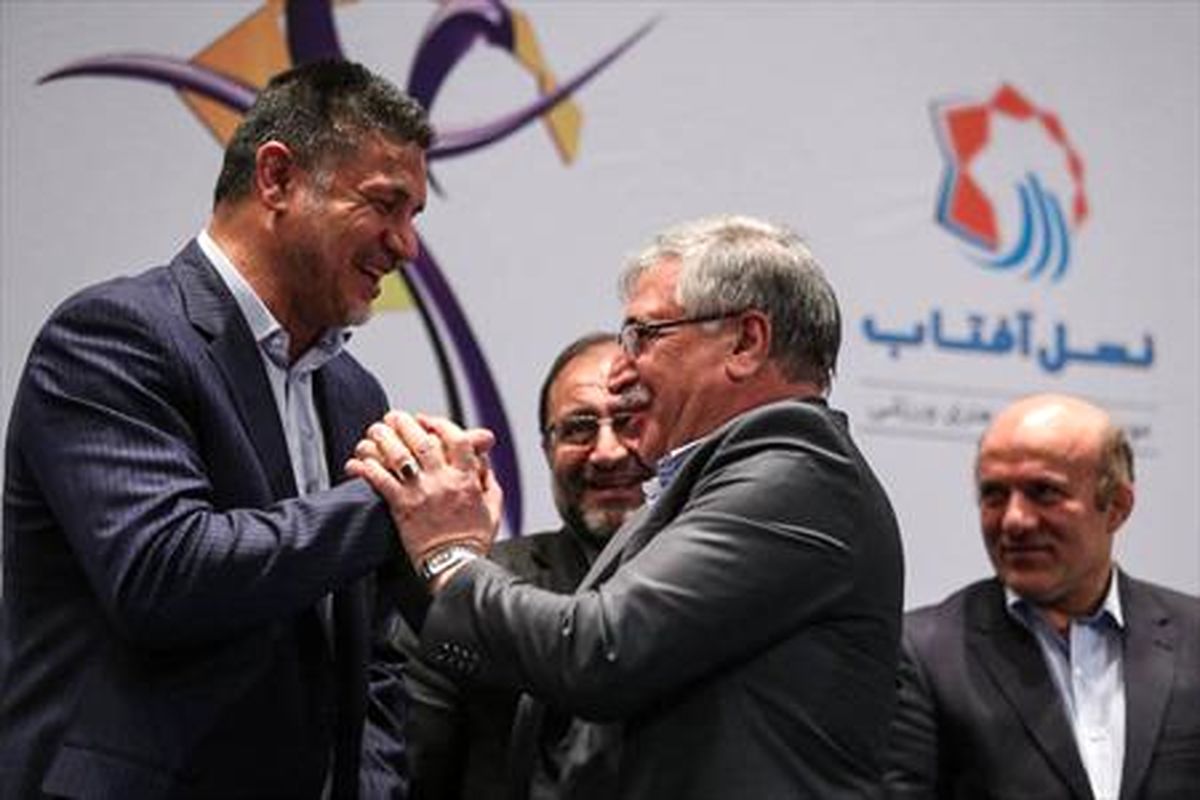 دایی و کاکا در کنار بزرگان بسکتبال! /عکس