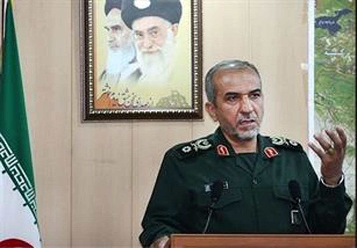 استخوان‌ منافقین در مرصاد شکسته شد