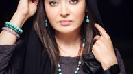 استایل نیکی کریمی در اکران «آتابای» 