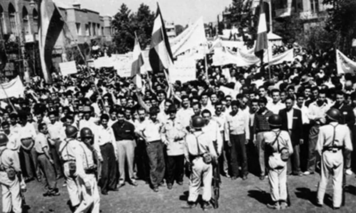 ملي شدن صنعت نفت، تحريم و غيرت ايراني