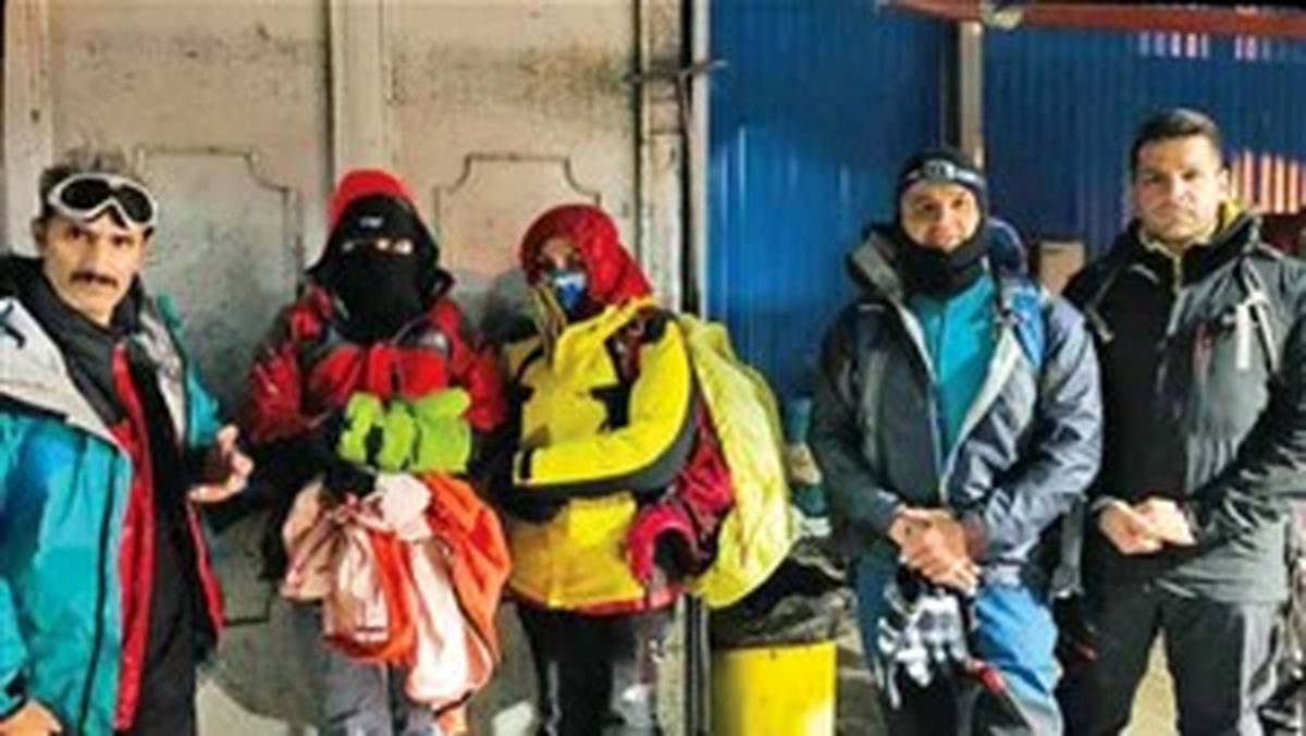 نجات ۲ زن کوهنورد از سرمای منهای ۱۵درجه توچال