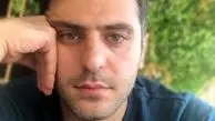 علی ضیا با چهره ای متفکرانه + عکس