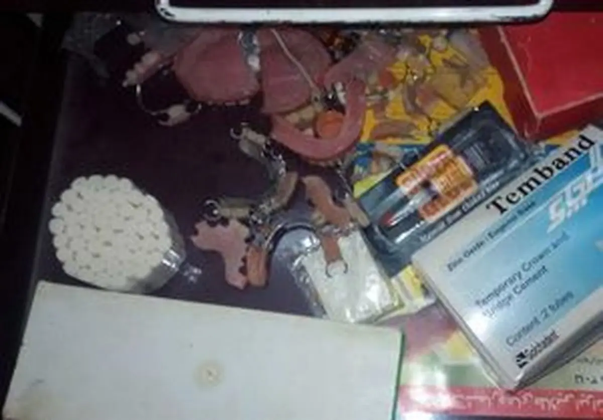 ۲ دندان‌ساز قلابی دستگیر شدند