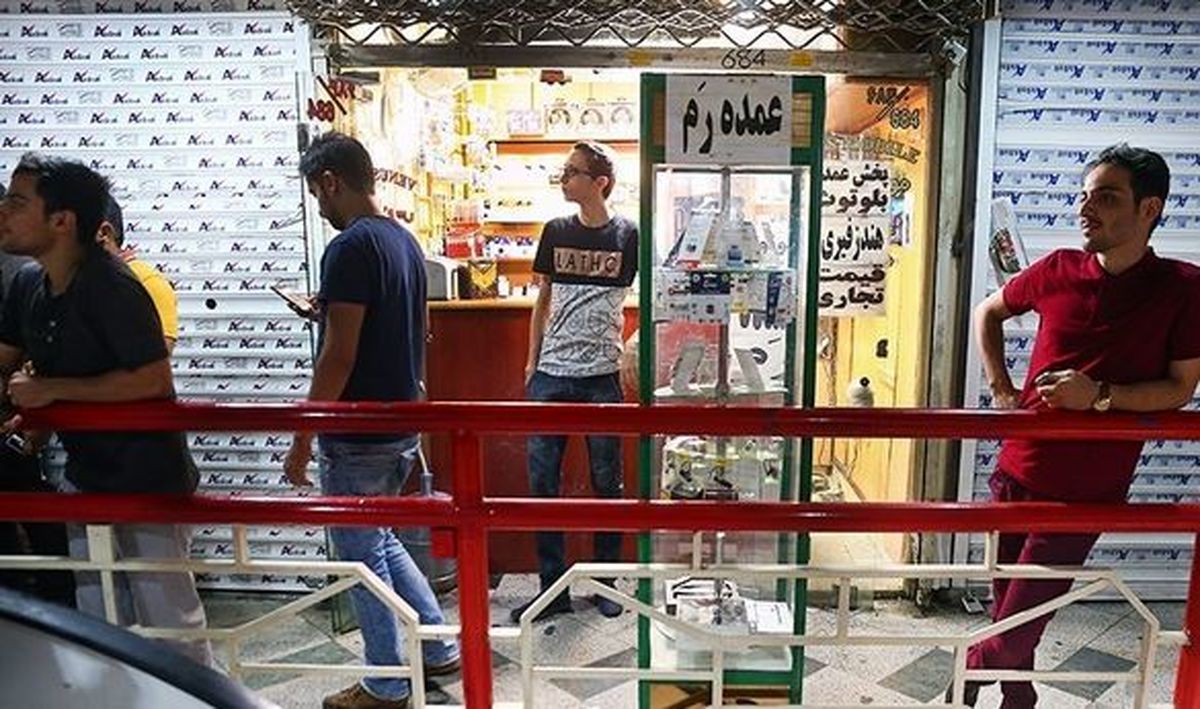 دستگیری ۴ عامل قاچاق از پاساژ علاء‌الدین 