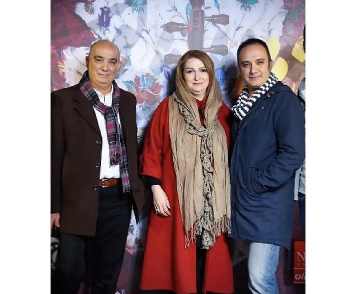 احسان کرمی در کنار پدر و مادرش + عکس