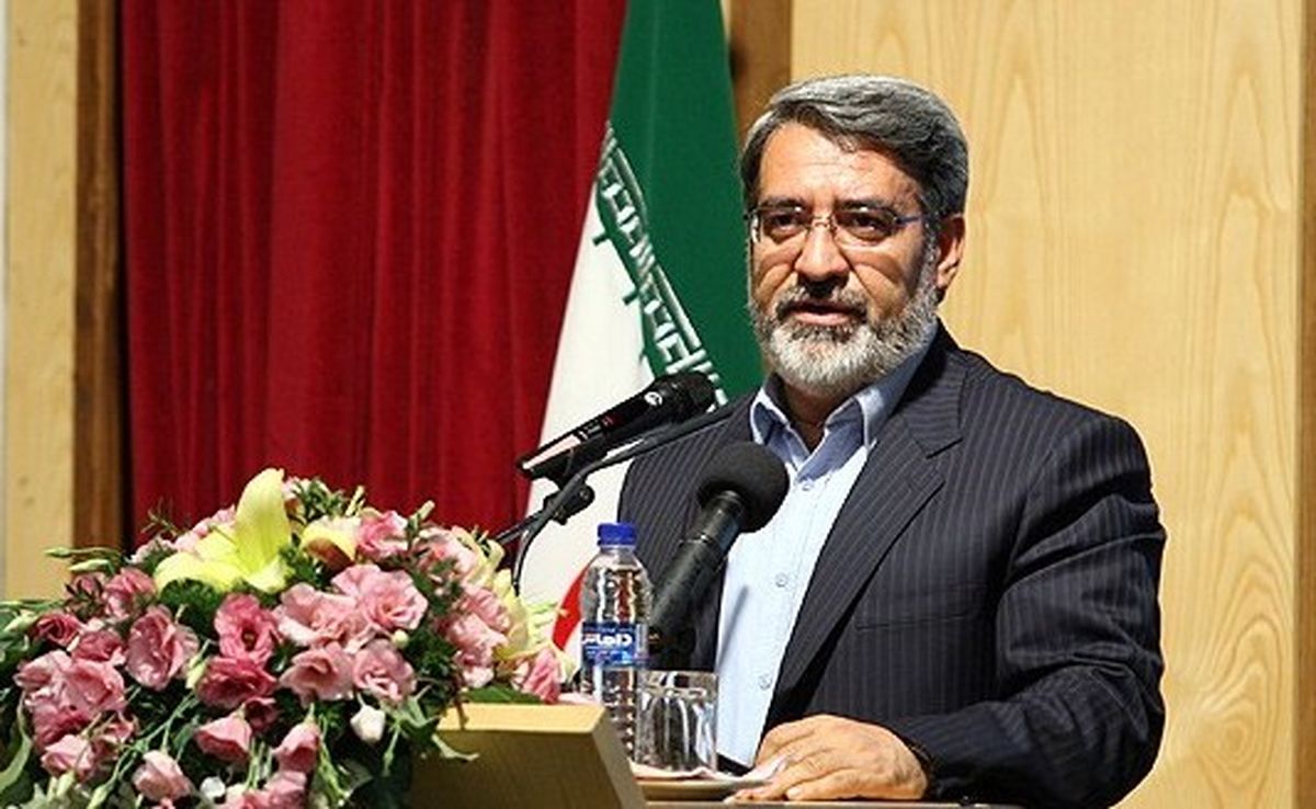 وزیر کشور وارد خرم آباد شد