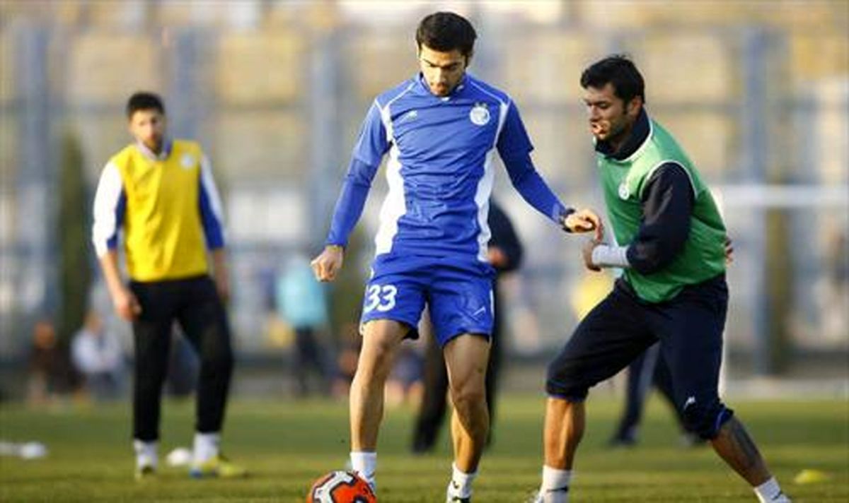 بازیکن زرنگی که طلبش را از استقلال گرفت و رفت!